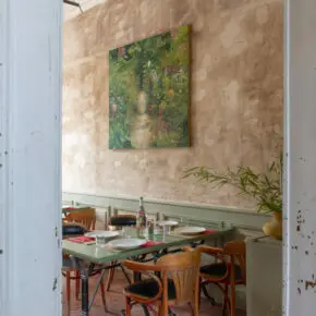 "Bistrot les pieds dans l'eau" Maison Mistral Restaurant, Bar à cocktails, Salon de thé, Pâtisserie à Saint Remy de Provence