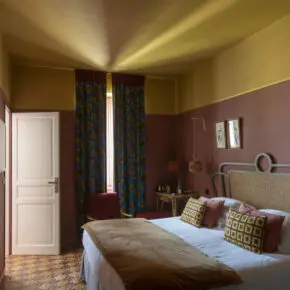 Le Petit Hôtel à Saint-Rémy-de-Provence, France