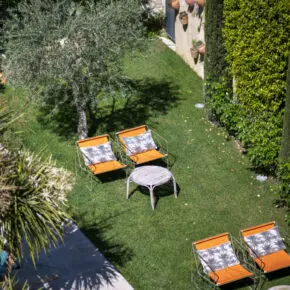 Le Petit Hôtel à Saint-Rémy-de-Provence, France