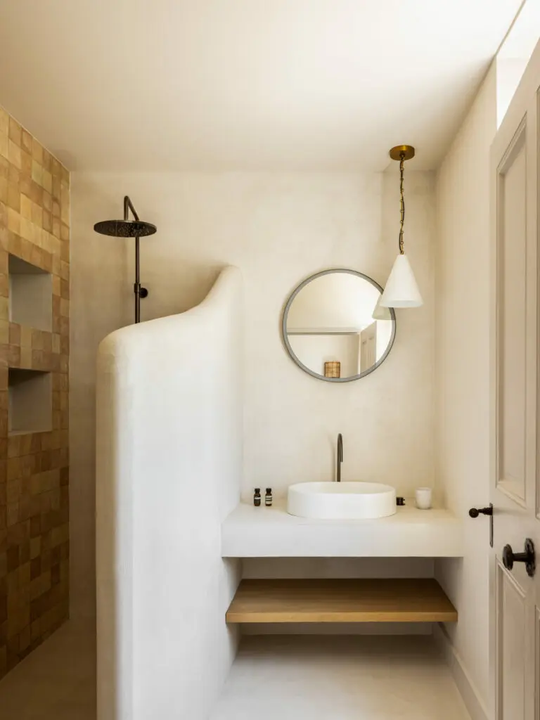 Mas Paraiso: la rénovation de mas dans Les Alpilles par BOSC Architectes