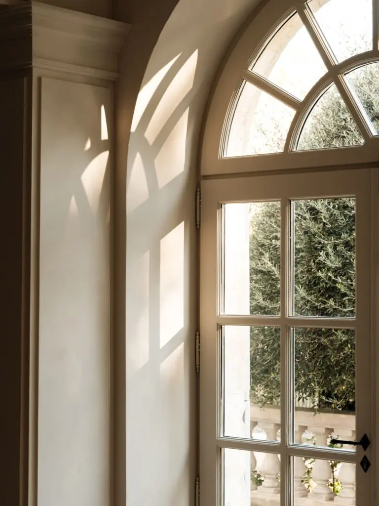 Rénovation d’un ancien moulin dans les Alpilles