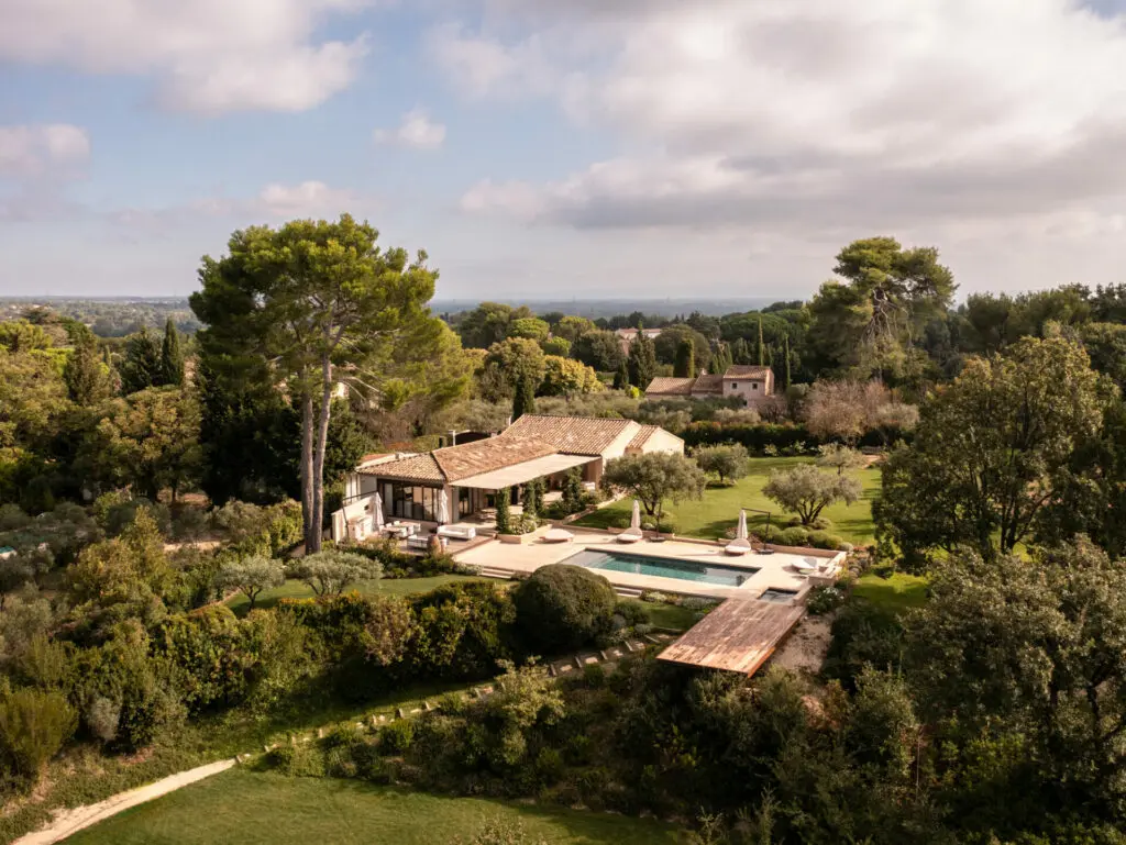 Mas Contemporain en Provence