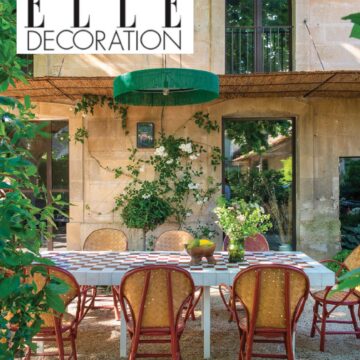 FIEF PROVENÇAL Au cœur des Alpilles, cette bastide en pierre de taille incarne la vision sensible et contextue